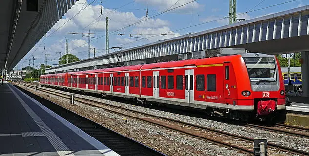 S-Bahn (suburban commuter rail)